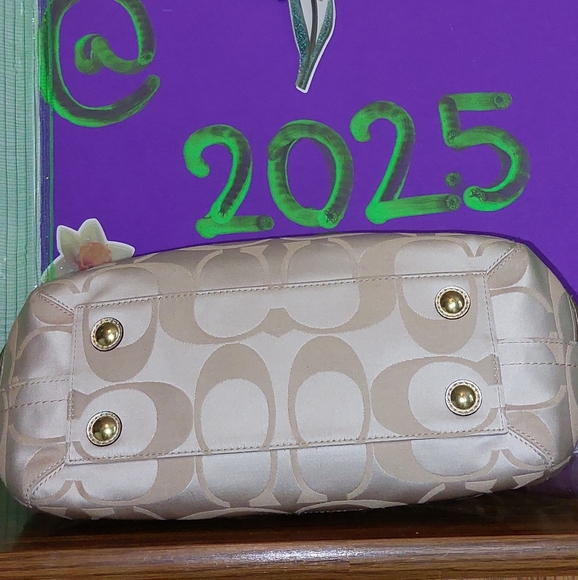 Like New Signature Coach Tan and Pink Purse - Picture 5 of 13